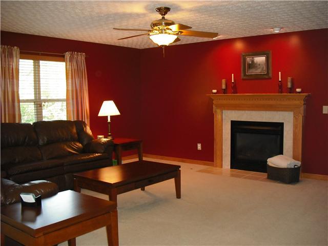 3037 Splitrock Road Columbus, OH 43221 - Photo 3 of 14 Gallery Image 3