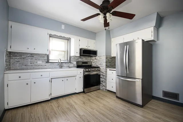 $3,500 | 5533 South Menard Avenue, Chicago, IL 60638