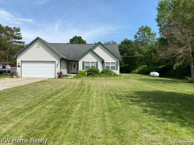 10064 Duffield Road Montrose, MI 48457 - Photo 2 of 41