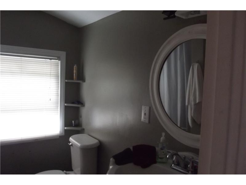 194 Second Point Road Warwick, RI 02889 - Photo 8 of 9 Bathroom.