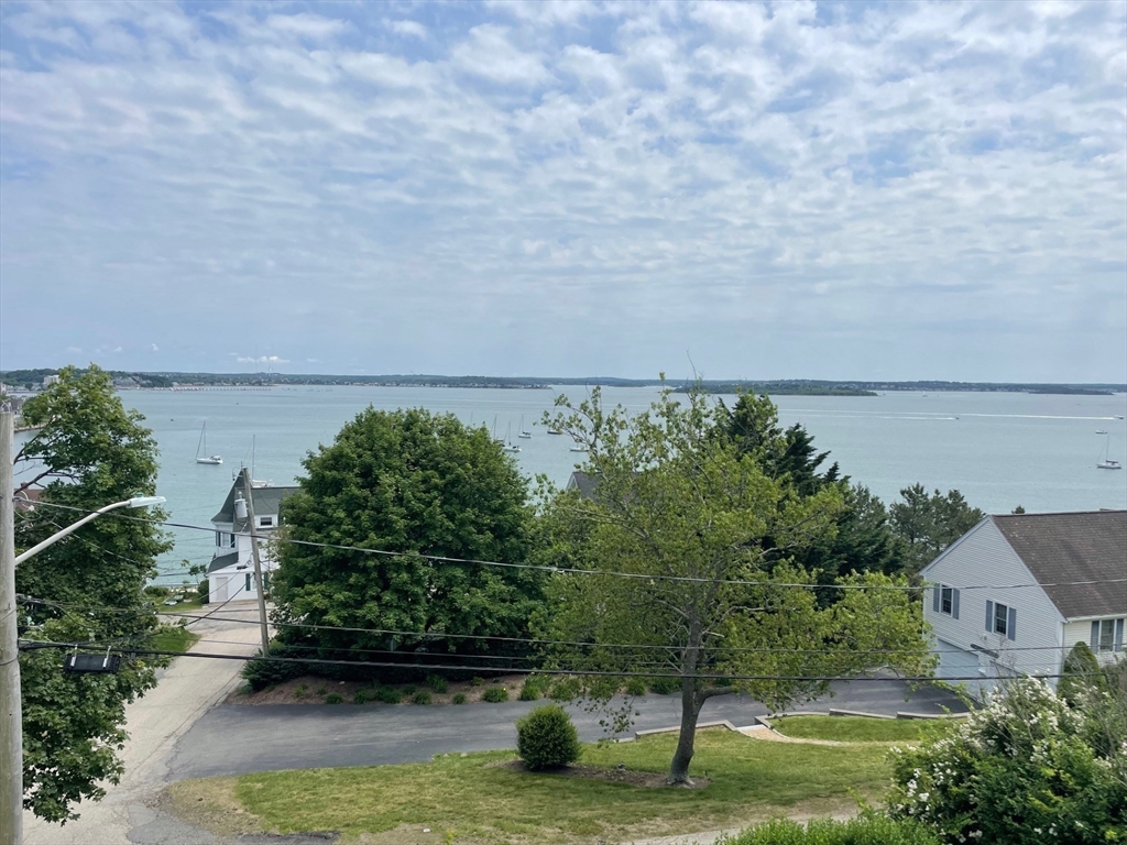 8 Douglas Avenue Hull, MA 02045 - Photo 6 of 37