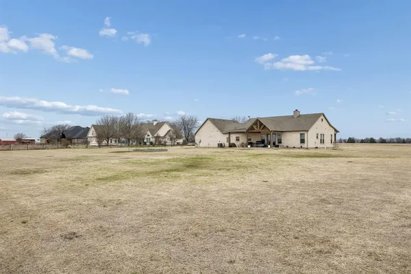 $599,900 | 20450 County Road 637, Nevada, TX 75173