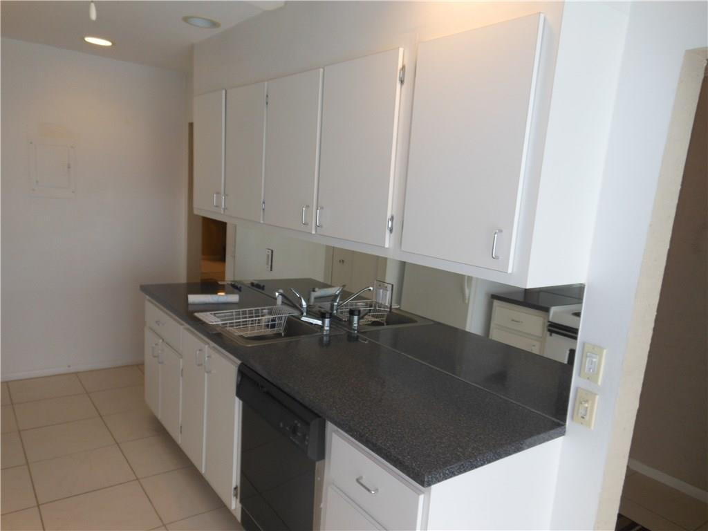 21209 Lago Circle, Unit D Boca Raton, FL 33433 - Photo 8 of 18 Photo 8