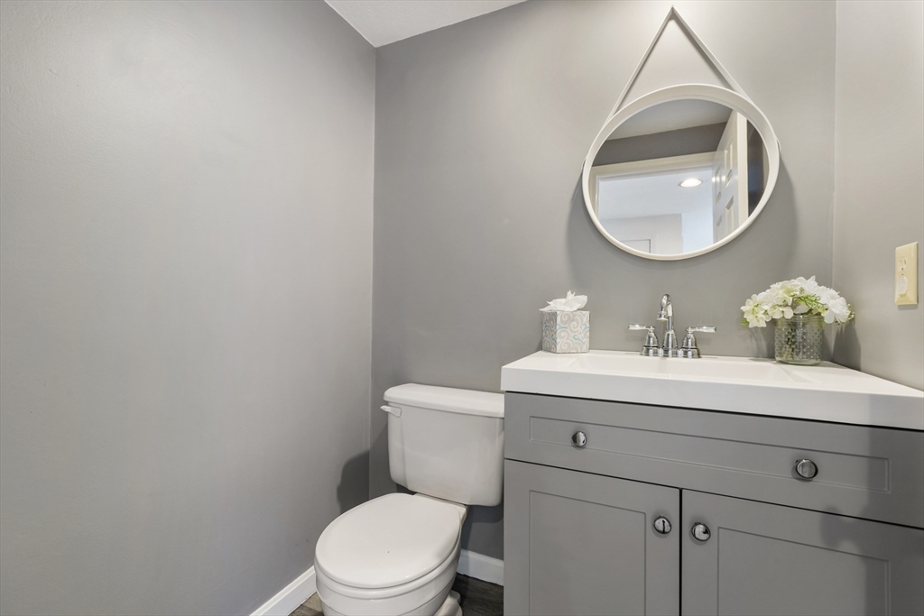 5 Stone Ridge Road, Unit 5 Franklin, MA 02038 - Photo 18 of 42