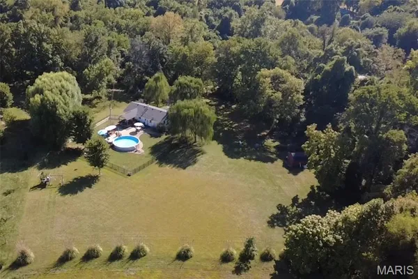 $419,000 | 319 East Ingle Drive, Glen Carbon, IL 62034