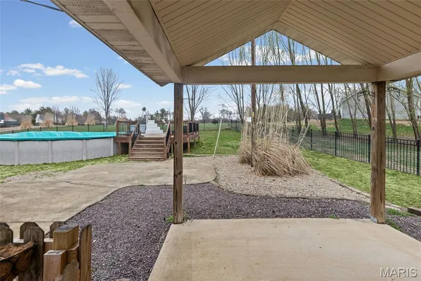 $419,000 | 319 East Ingle Drive, Glen Carbon, IL 62034