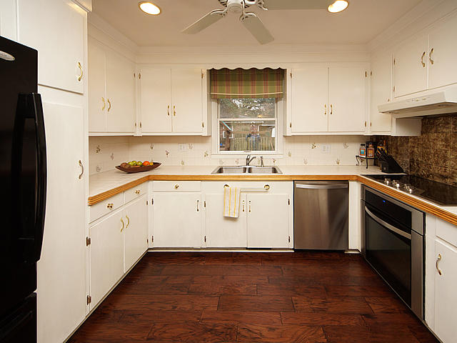 2342 Wofford Road Charleston, SC 29414 - Photo 8 of 26 08