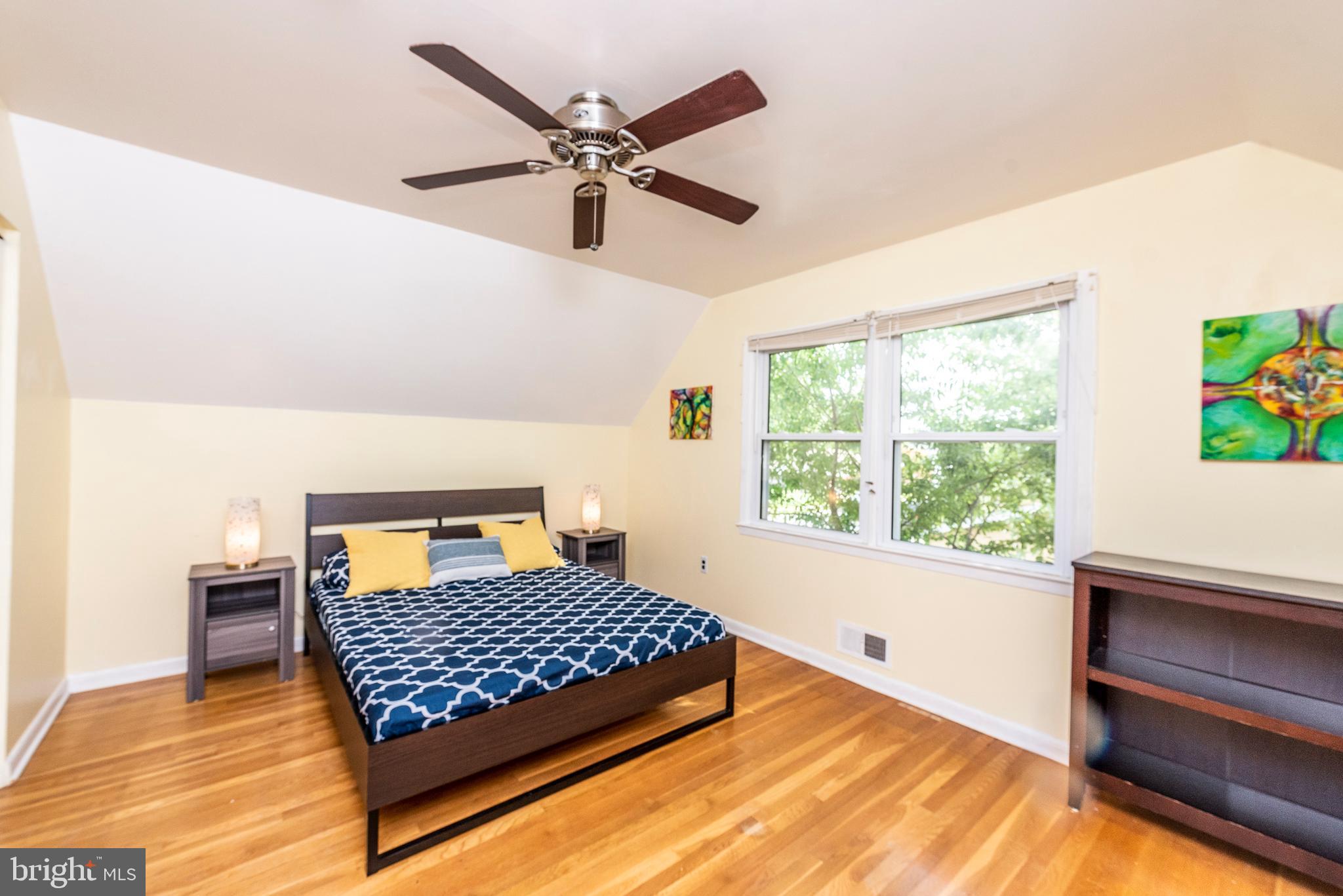 6023 Burnt Oak Road Baltimore, MD 21228 - Photo 24 of 36 Upper Level Bedroom