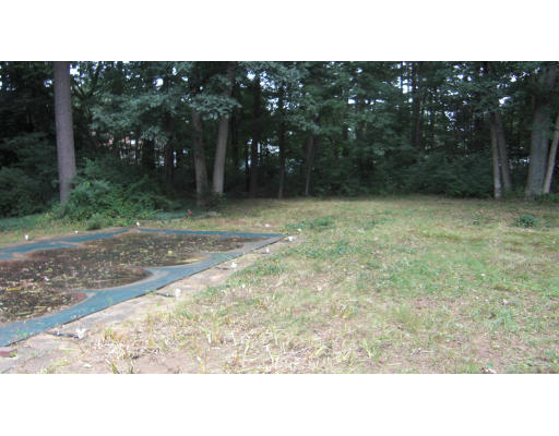 27 Fairmeadow Road Wilmington, MA 01887 - Photo 13 of 14 Gallery Image 13