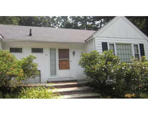 27 Fairmeadow Road Wilmington, MA 01887 - Photo 3 of 14 Gallery Image 3
