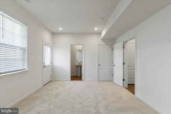 $2,300 | 21 Stafford Place, Falling Waters, WV 25419