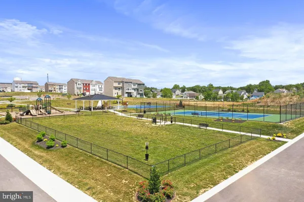 $2,300 | 21 Stafford Place, Falling Waters, WV 25419