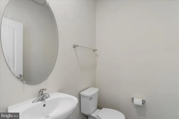 $2,300 | 21 Stafford Place, Falling Waters, WV 25419