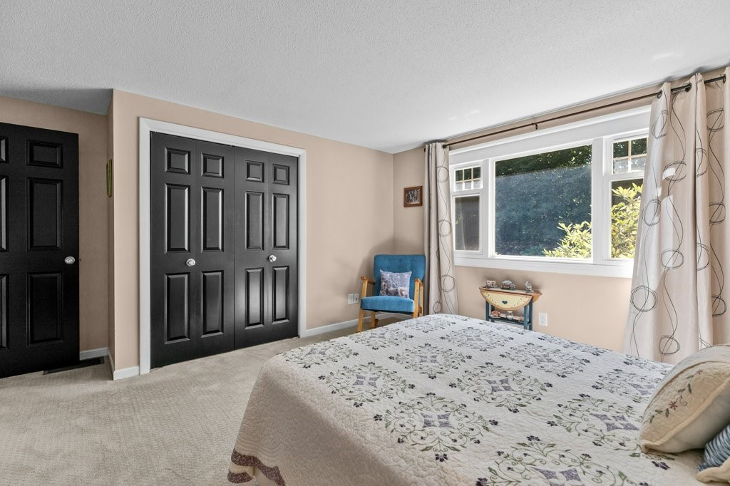 18 Hanley Farm Road, Unit 18 Warren, RI 02885 - Photo 28 of 49 BEDROOM 1