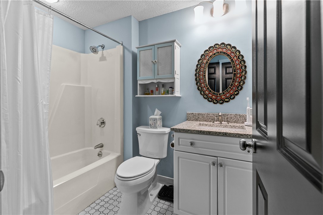 18 Hanley Farm Road, Unit 18 Warren, RI 02885 - Photo 38 of 49 PRIMARY BATHROOM