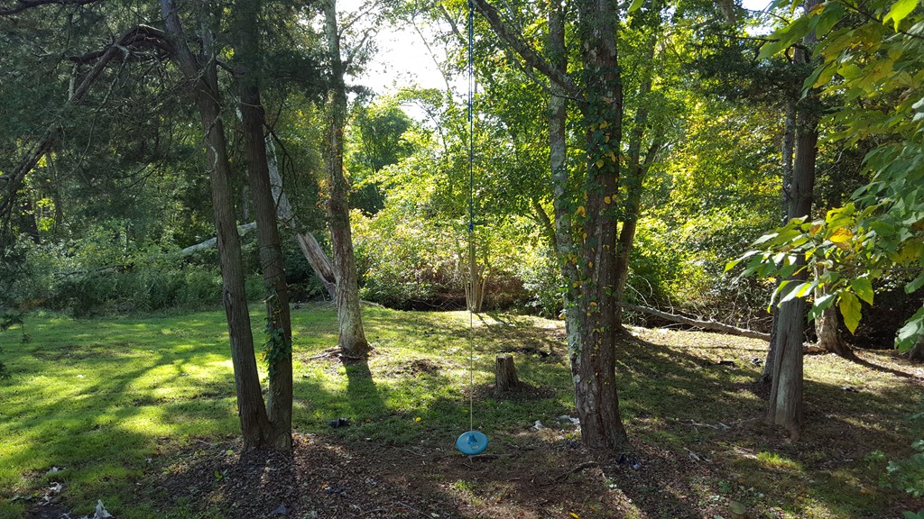 367 Chase Road Dartmouth, MA 02747 - Photo 13 of 15 Gallery Image 13