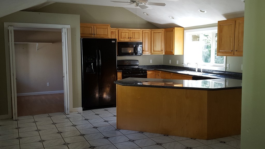 367 Chase Road Dartmouth, MA 02747 - Photo 3 of 15 Gallery Image 3