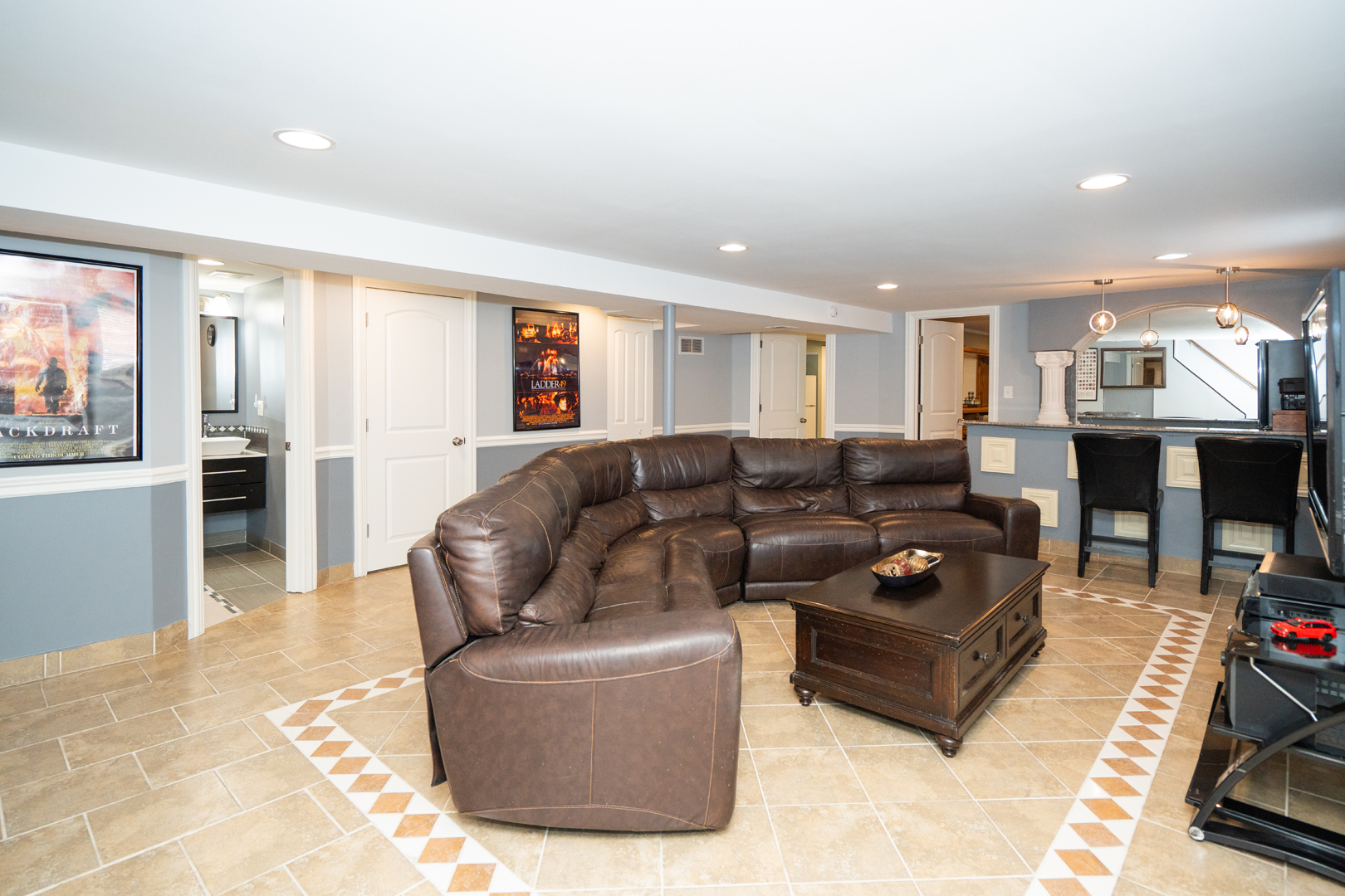 4114 West 79th Place Chicago, IL 60652 - Photo 16 of 30 a living room with furniture and a large window