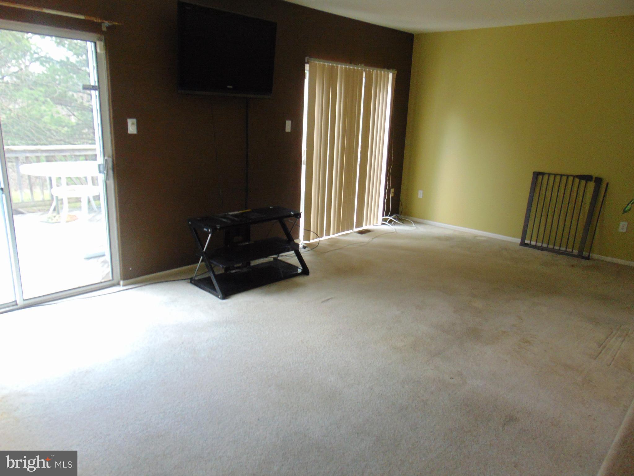 6116 Good Hunters Ride Columbia, MD 21045 - Photo 7 of 15 Living Room