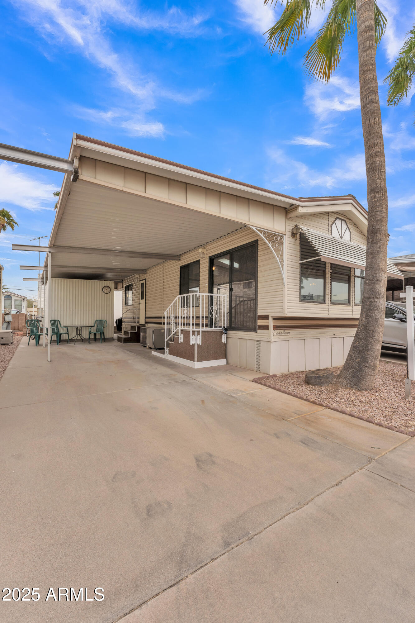1152 South Sioux Drive Apache Junction, AZ 85119 - Photo 38 of 50 a view of a house with a patio