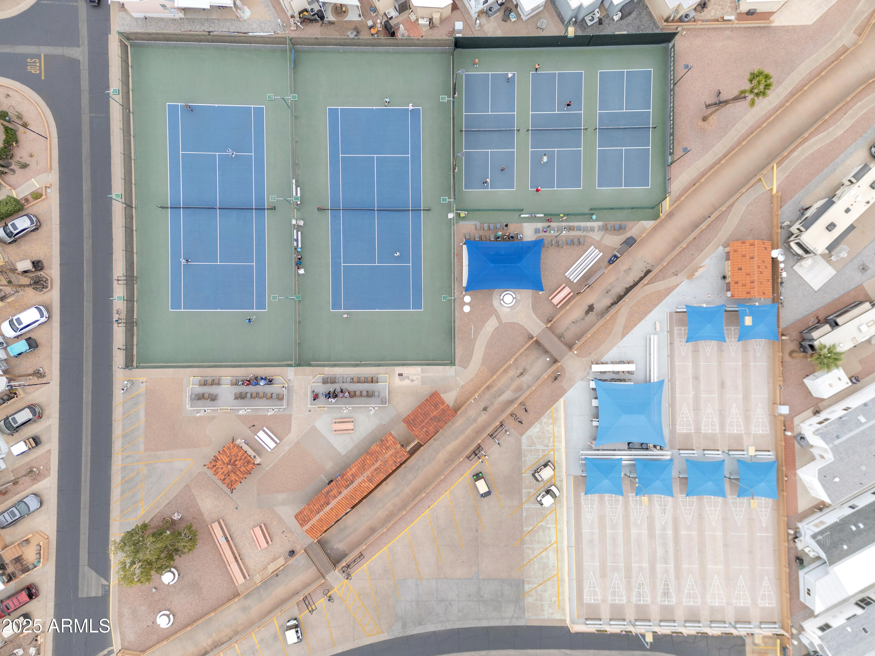 1152 South Sioux Drive Apache Junction, AZ 85119 - Photo 6 of 50 a view of entryway