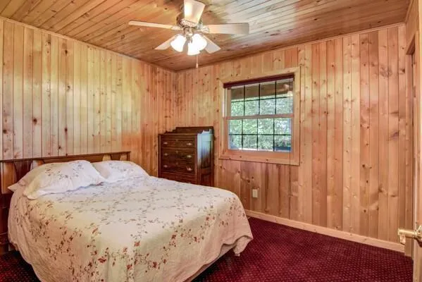 $475,000 | 141 17 3/4 - 18 1/2 Street, Dallas, WI 54733