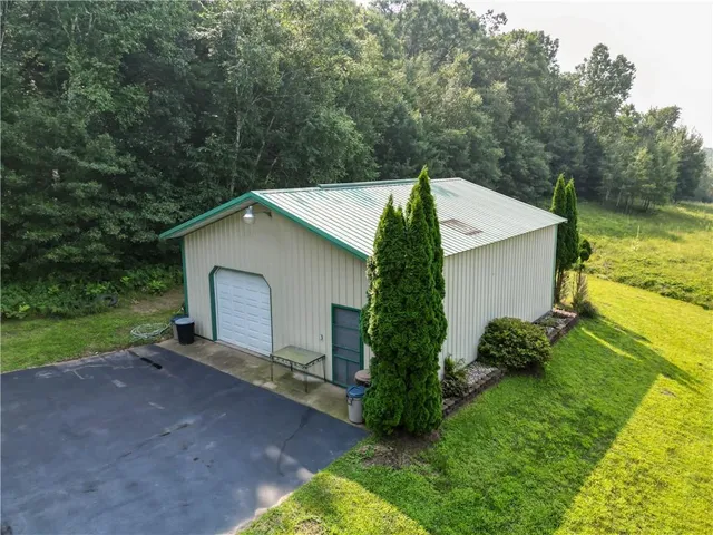 $475,000 | 141 17 3/4 - 18 1/2 Street, Dallas, WI 54733