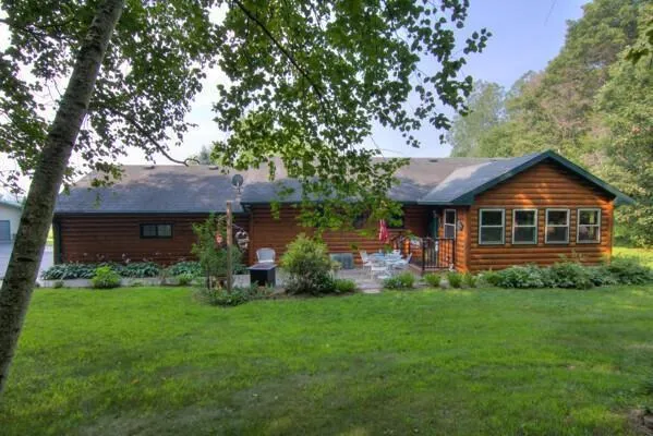 $475,000 | 141 17 3/4 - 18 1/2 Street, Dallas, WI 54733