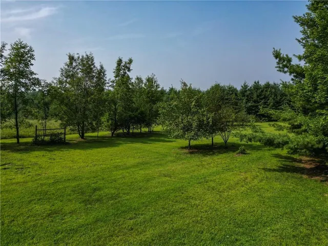 $475,000 | 141 17 3/4 - 18 1/2 Street, Dallas, WI 54733