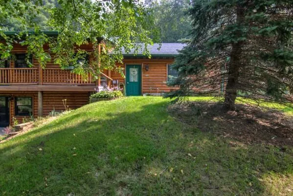 $475,000 | 141 17 3/4 - 18 1/2 Street, Dallas, WI 54733