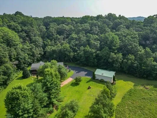 $475,000 | 141 17 3/4 - 18 1/2 Street, Dallas, WI 54733