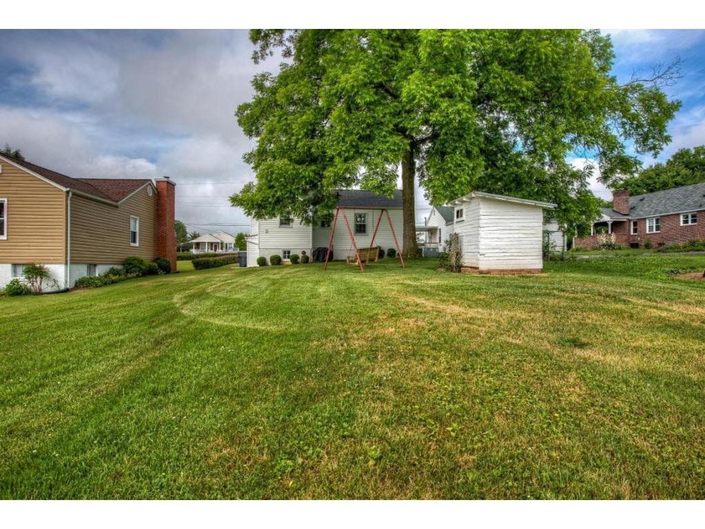 313 Tween Hills Road Bristol, TN 37620 - Photo 20 of 21 Photo 20