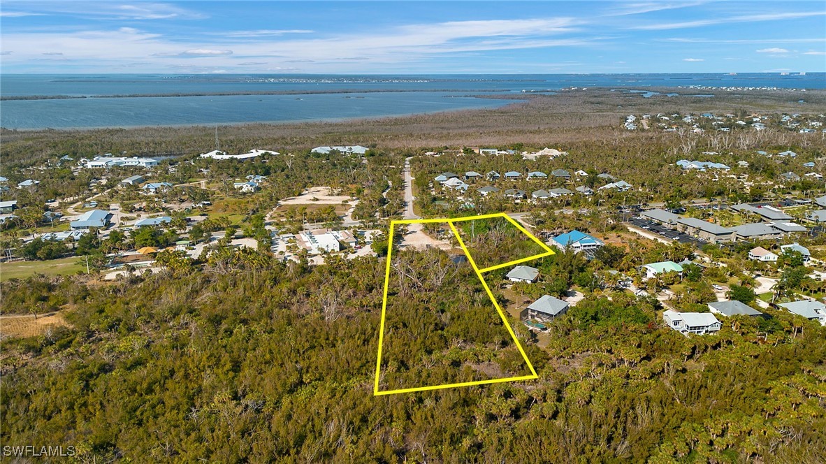 2163-2153 Periwinkle Way Sanibel, FL 33957 - Photo 28 of 37 a view of a sky from a terrace