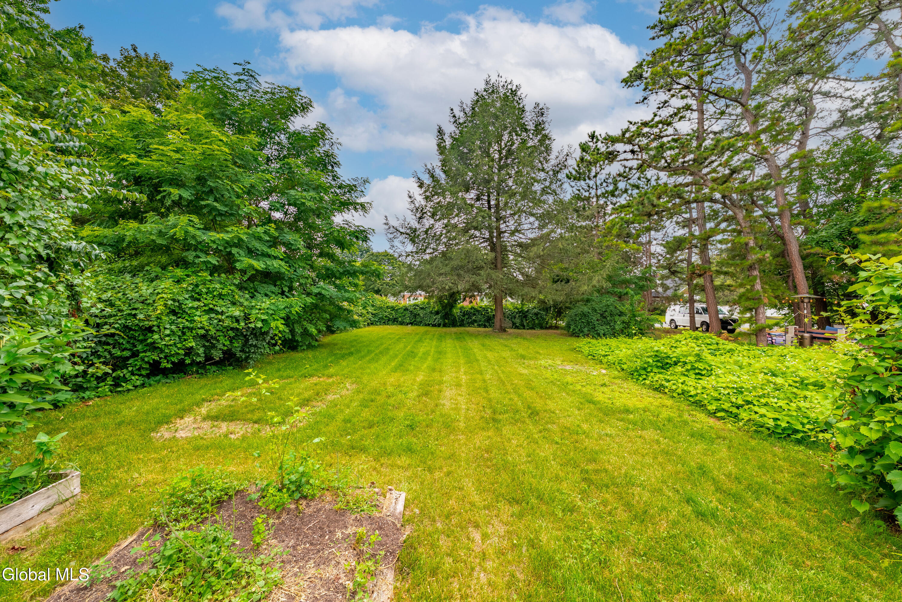 171 Princetown Road Rotterdam, NY 12306 - Photo 8 of 26 DSC08672-HDR-Edit