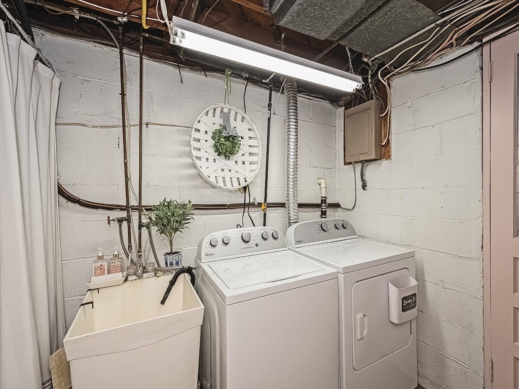 4779 Doyle Road Pittsburgh, PA 15227 - Photo 25 of 27 Gallery Image 25