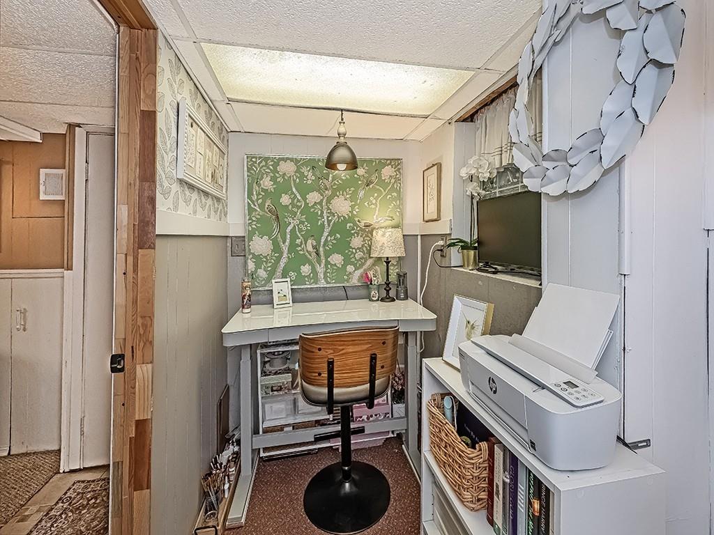 4779 Doyle Road Pittsburgh, PA 15227 - Photo 9 of 27 Gallery Image 9