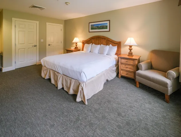 $210,000 | 625-627 Jackson Gore Adams House, Unit 625/627 Q3, Ludlow, VT 05149