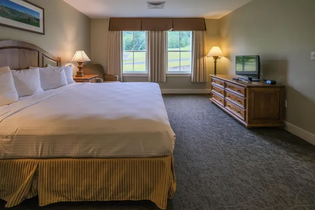 $210,000 | 625-627 Jackson Gore Adams House, Unit 625/627 Q3, Ludlow, VT 05149