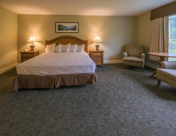 $200,000 | 625-627 Jackson Gore Adams House, Unit 625/627 Q3, Ludlow, VT 05149