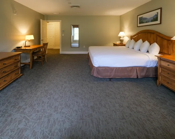 $210,000 | 625-627 Jackson Gore Adams House, Unit 625/627 Q3, Ludlow, VT 05149