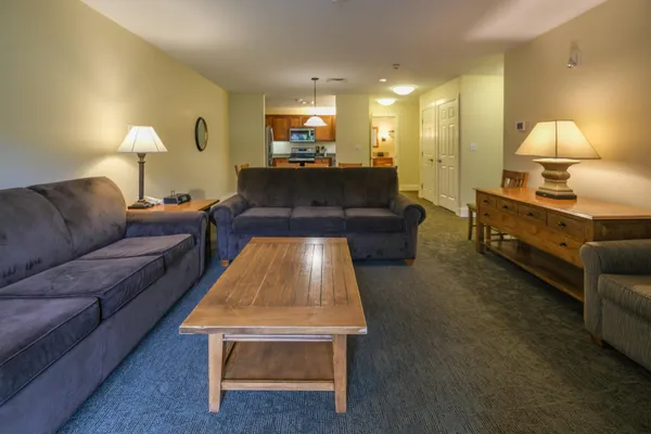 $200,000 | 625-627 Jackson Gore Adams House, Unit 625/627 Q3, Ludlow, VT 05149