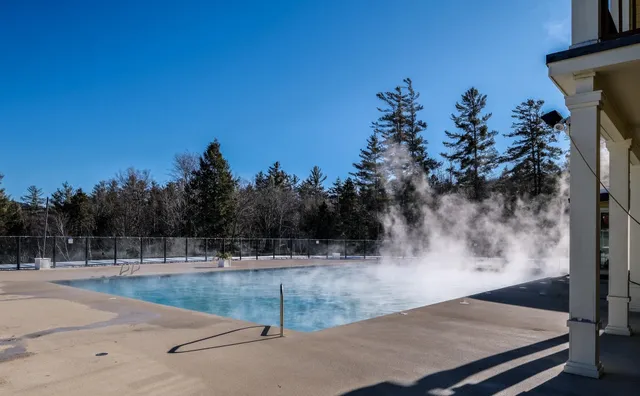 $210,000 | 625-627 Jackson Gore Adams House, Unit 625/627 Q3, Ludlow, VT 05149