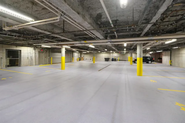 $210,000 | 625-627 Jackson Gore Adams House, Unit 625/627 Q3, Ludlow, VT 05149