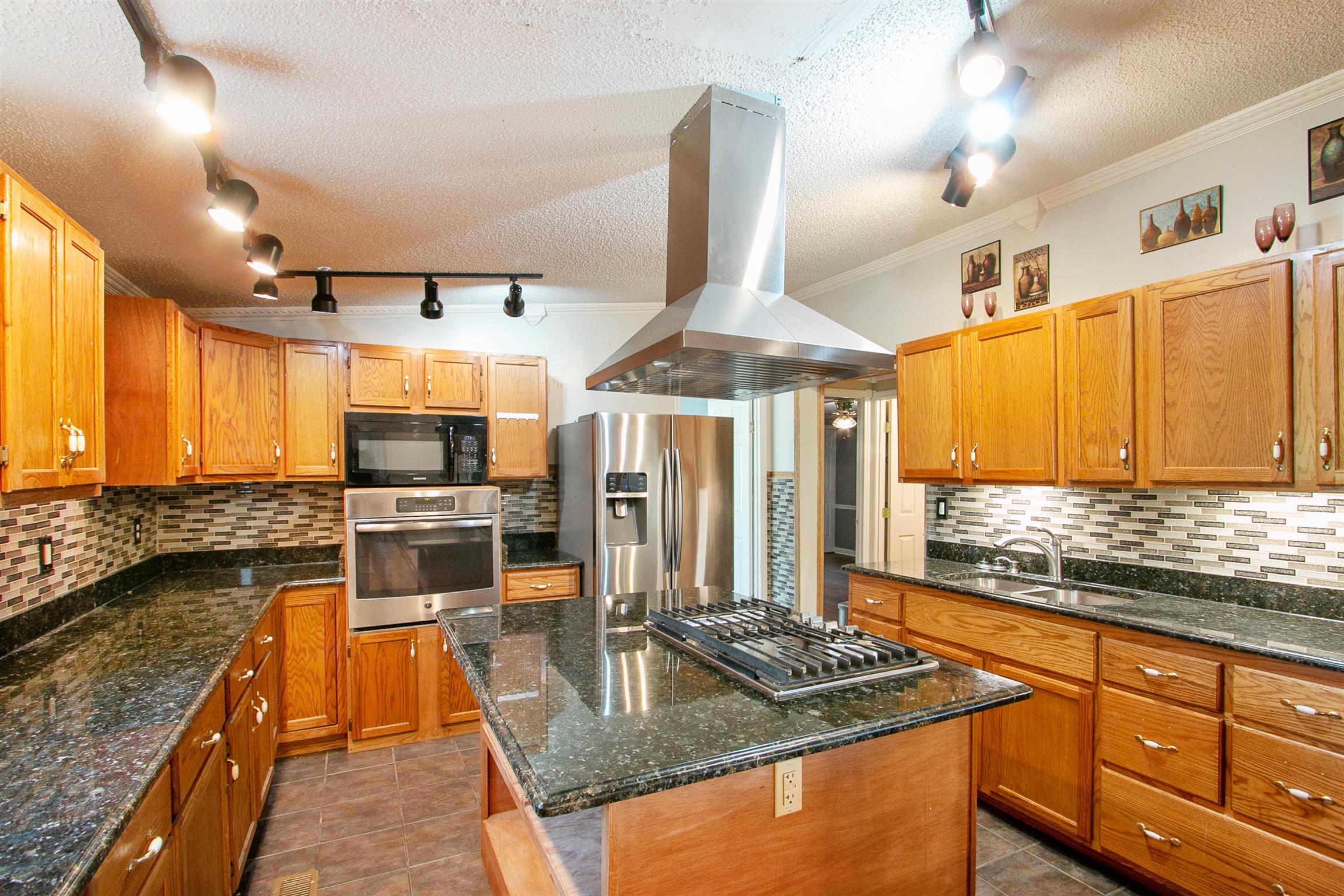 1365 Haynes Road Woodlawn, TN 37191 - Photo 12 of 27 Gallery Image 12