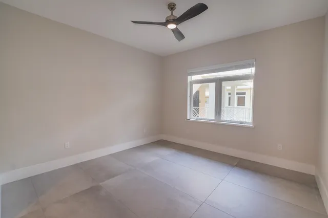 $6,000 | 309 East Ocean Avenue, Unit 302, Lantana, FL 33462