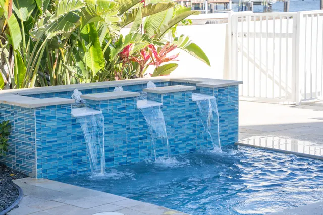 $6,000 | 309 East Ocean Avenue, Unit 302, Lantana, FL 33462