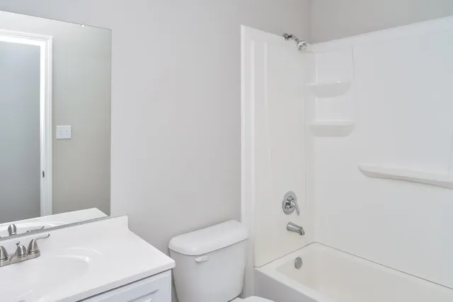 $1,340 | 4734 Waterfront Oak Drive, Memphis, TN 38128