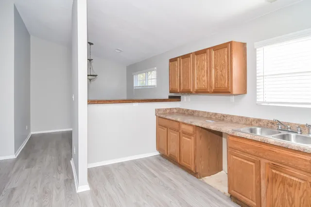 $1,340 | 4734 Waterfront Oak Drive, Memphis, TN 38128