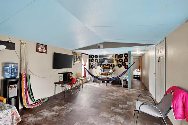 $330,000 | 6711 County Road 140, Kaufman, TX 75142