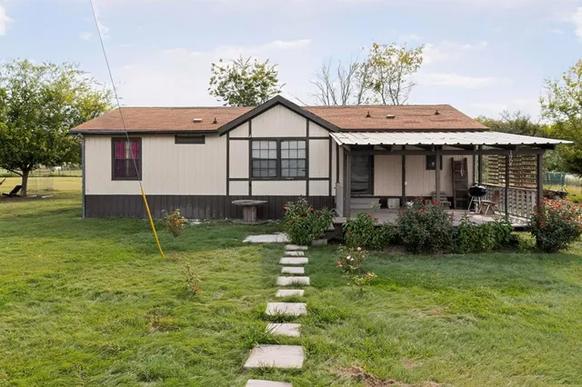 $330,000 | 6711 County Road 140, Kaufman, TX 75142